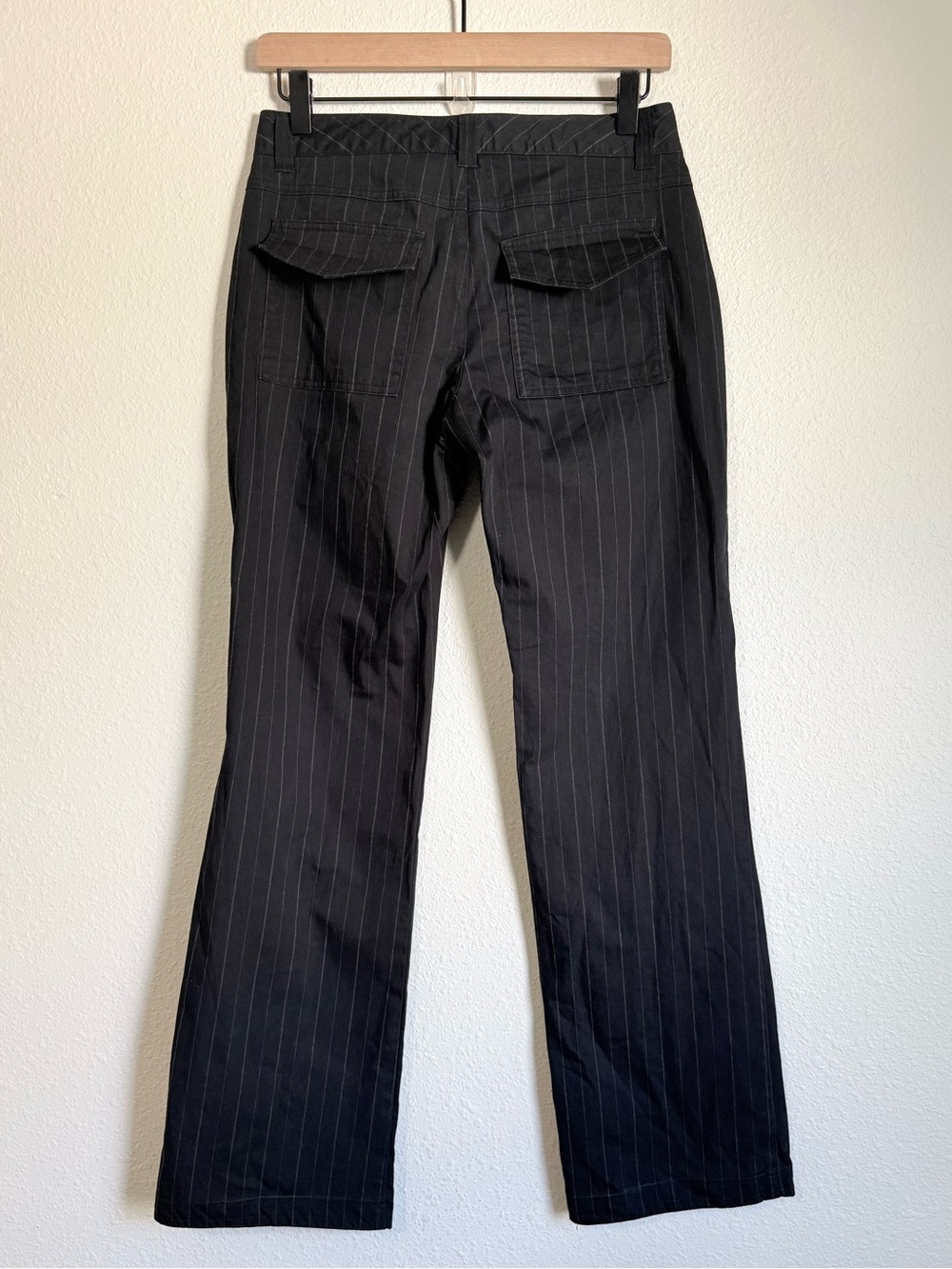 Vintage Old Navy Low Rise Flare Pants Pinstripe Y2K Grunge Minimalist - Picture 5 of 7